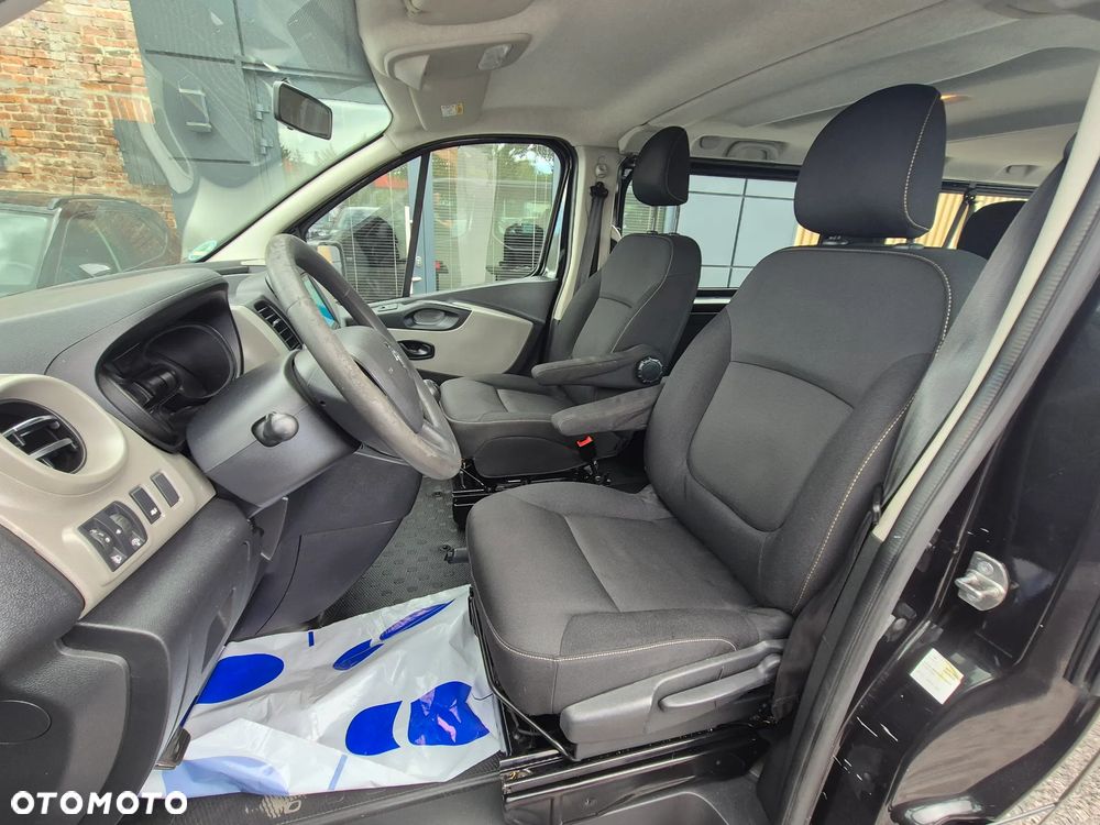 Renault Trafic - 26