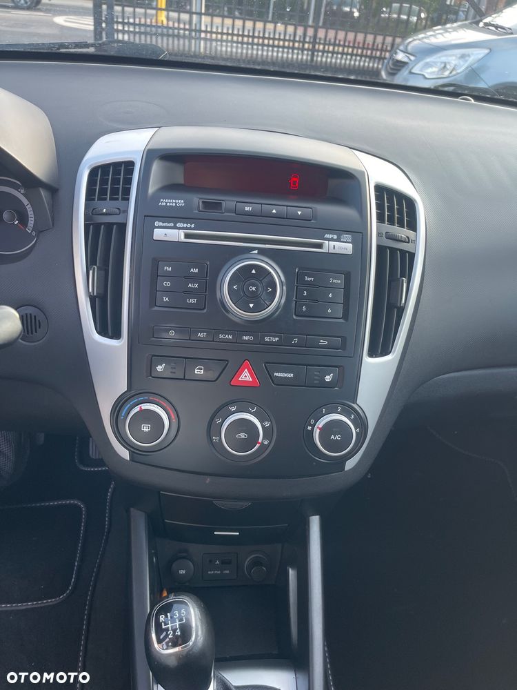 Kia Ceed 1.4 CVVT LX Basis - 12