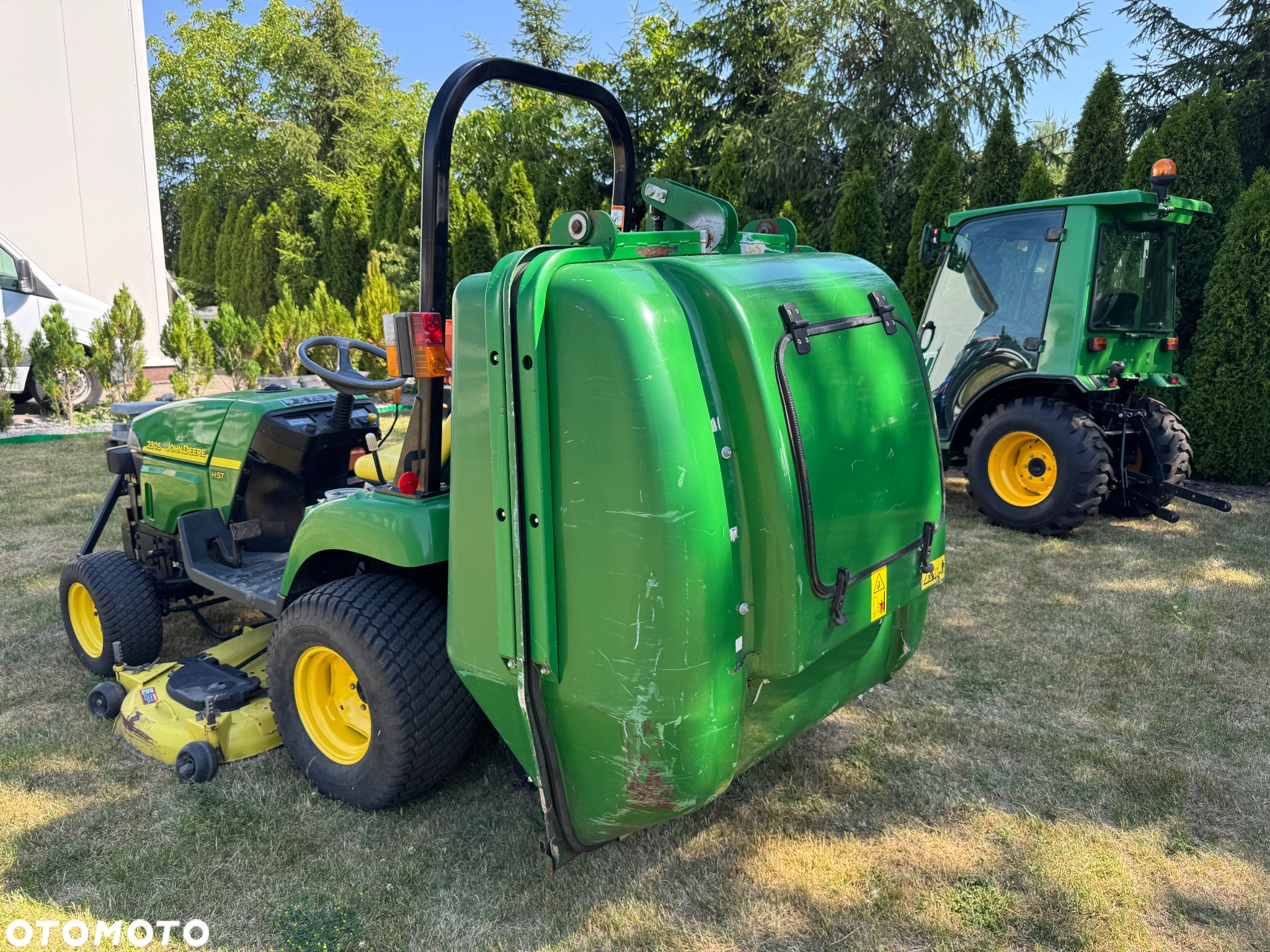 John Deere 2305 - 4