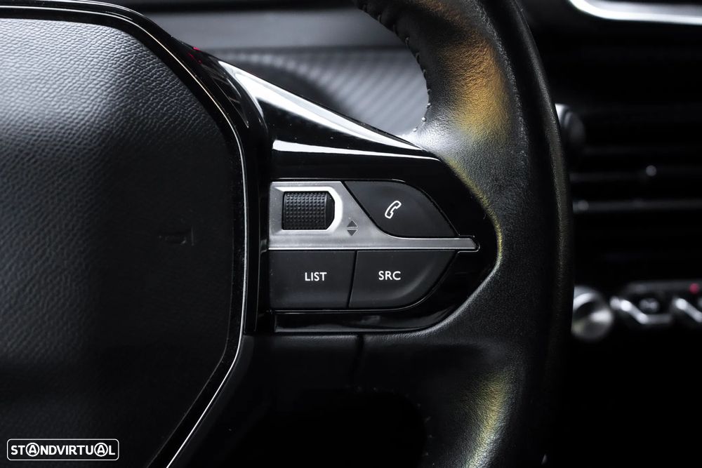 Peugeot 208 1.2 PureTech Active - 15