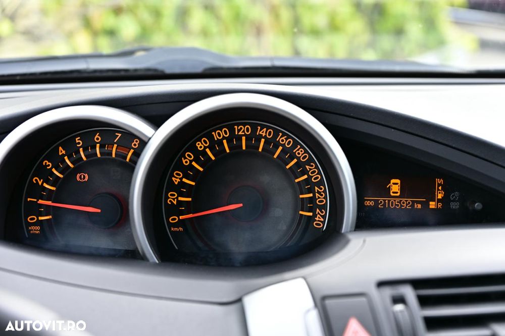 Toyota Verso 1.8 Valvematic Luna - 22