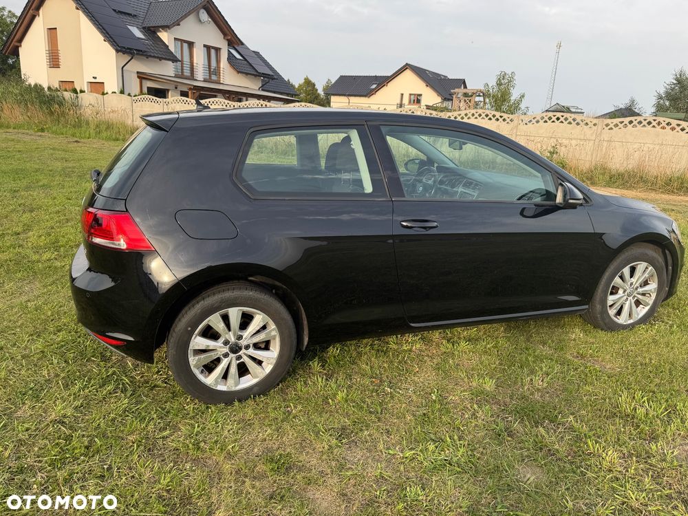 Volkswagen Golf - 35