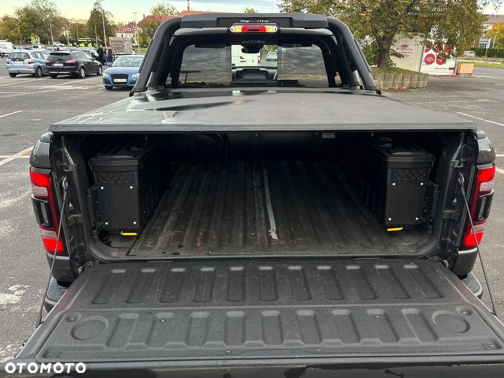 Dodge RAM 5.7 4x4 - 10