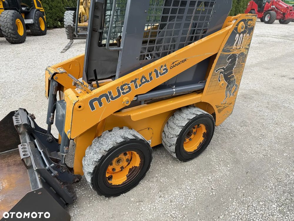 MUSTANG 2012 Bobcat MINIŁADOWARKA ŁADOWARKA / Z NIEMIEC / SZEROKOŚĆ 90CM! / 5035 180 120 jcb schaeff weidemann schaffer avant czesci case bobcat kramer gehl s70 wacker wl25 L23 L28 S100 S130przegub - 21