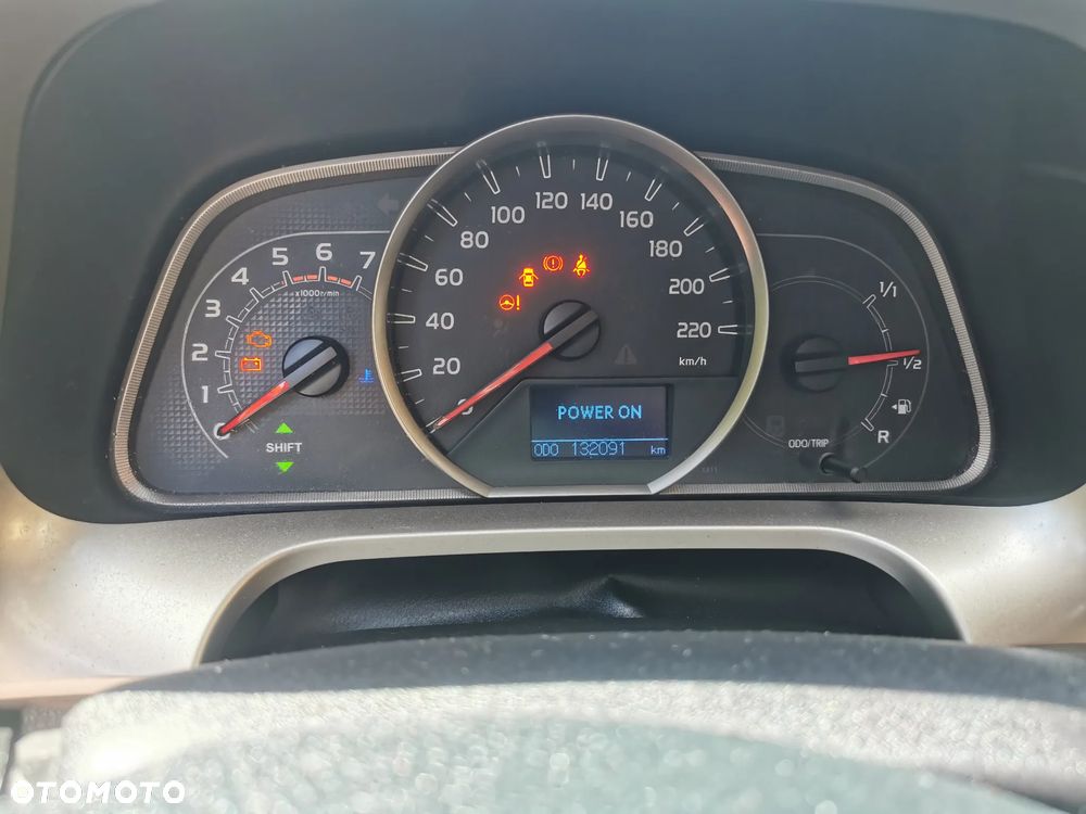 Toyota RAV4 2.0 D-4D Premium - 4