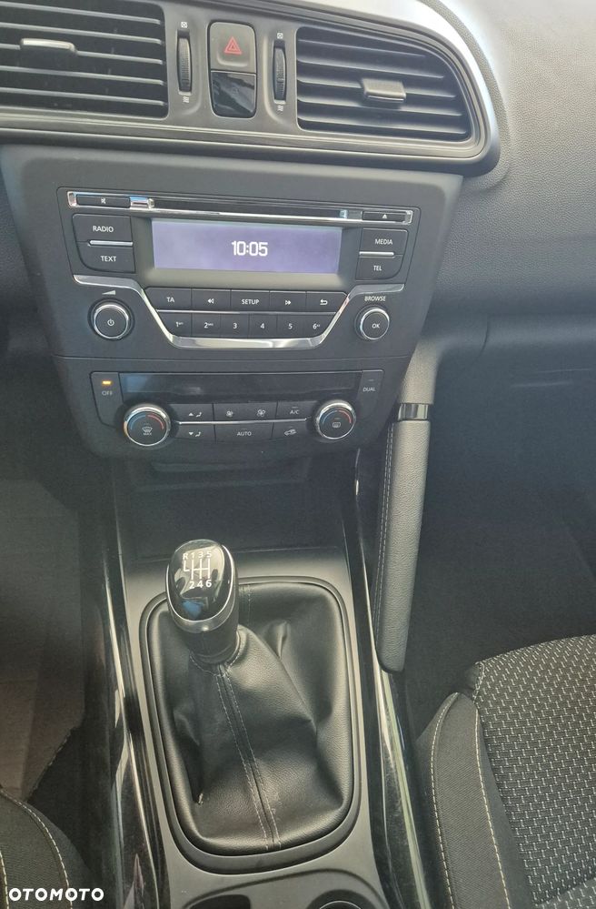 Renault Kadjar 1.2 Energy TCe Limited - 22
