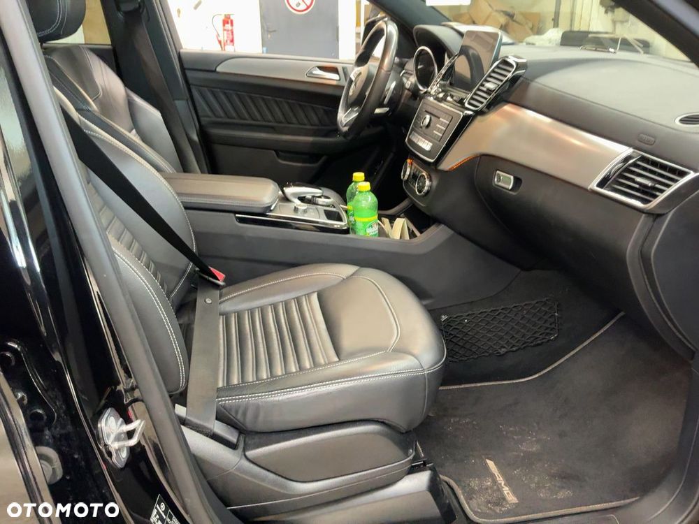 Mercedes-Benz GLE - 4
