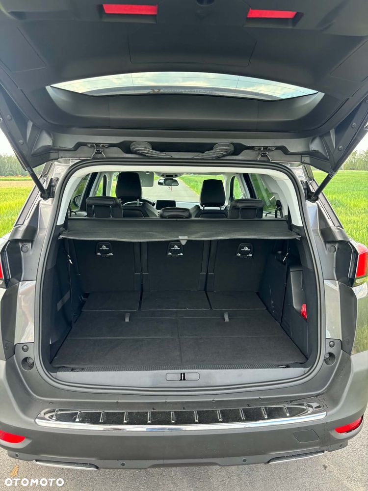 Peugeot 5008 - 5