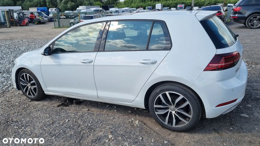 Volkswagen Golf 2.0 TDI (BlueMotion Technology) DSG Comfortline - 1