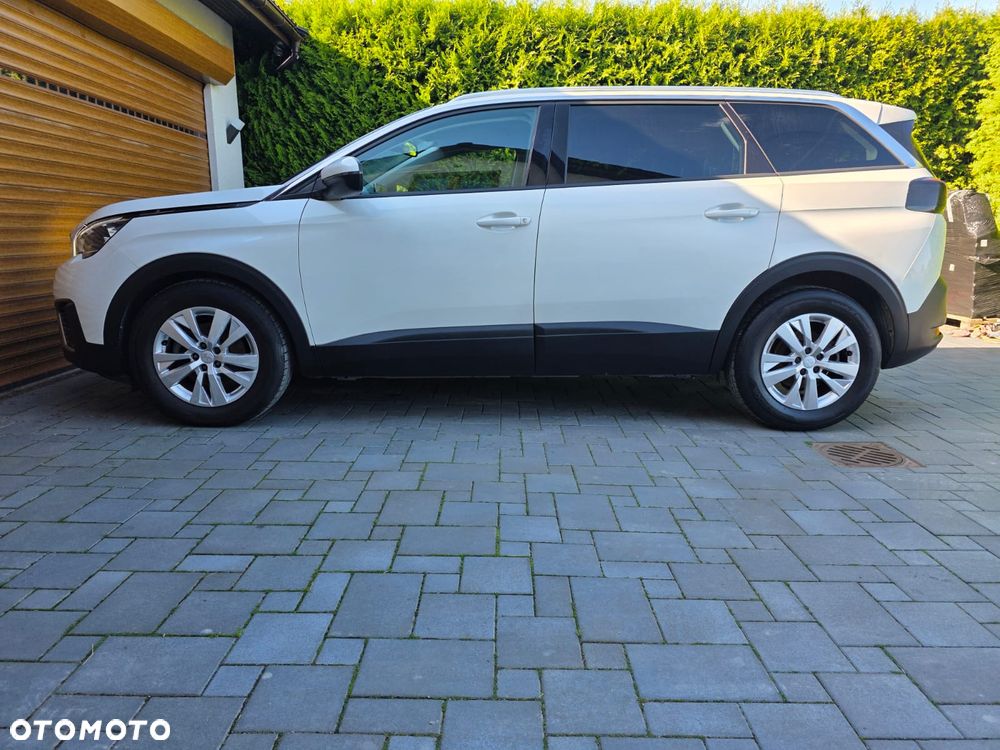 Peugeot 5008 - 9