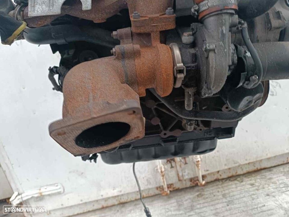 MOTOR COMPLETO CHRYSLER VOYAGER IV - 8