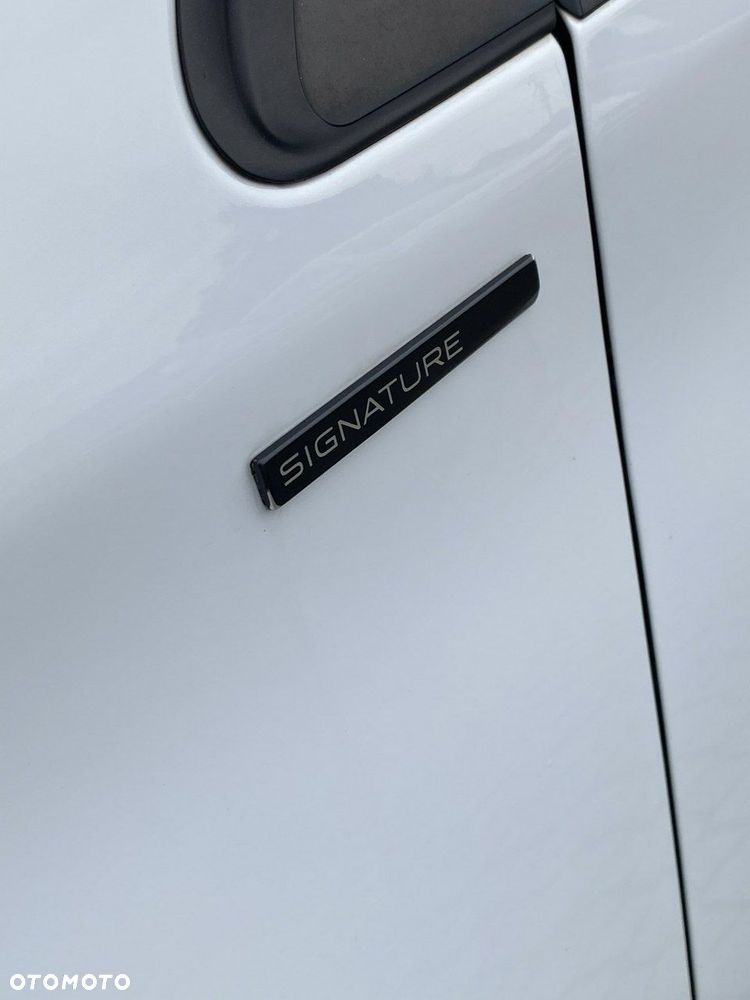 Peugeot 2008 1.5 BlueHDi Signature - 12