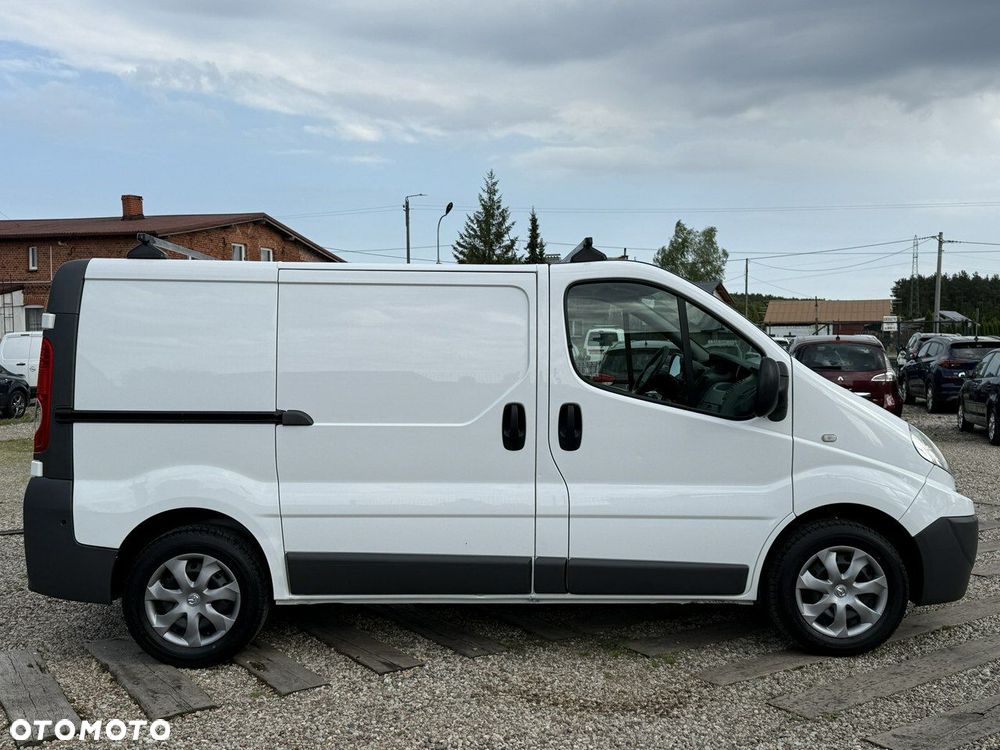 Renault Trafic - 13
