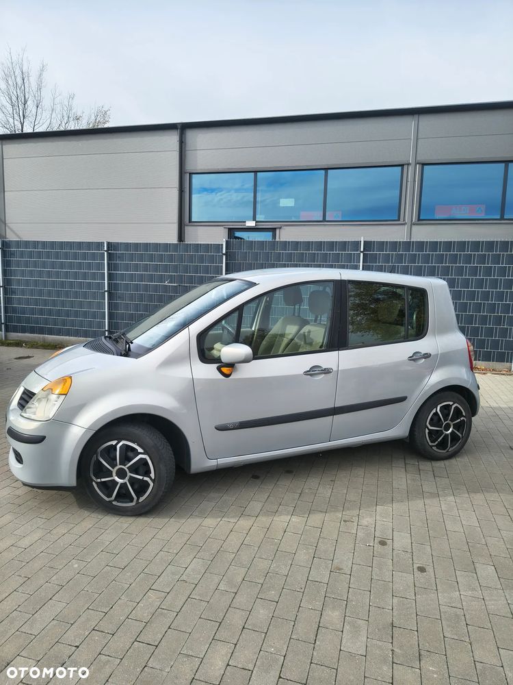 Renault Modus - 3