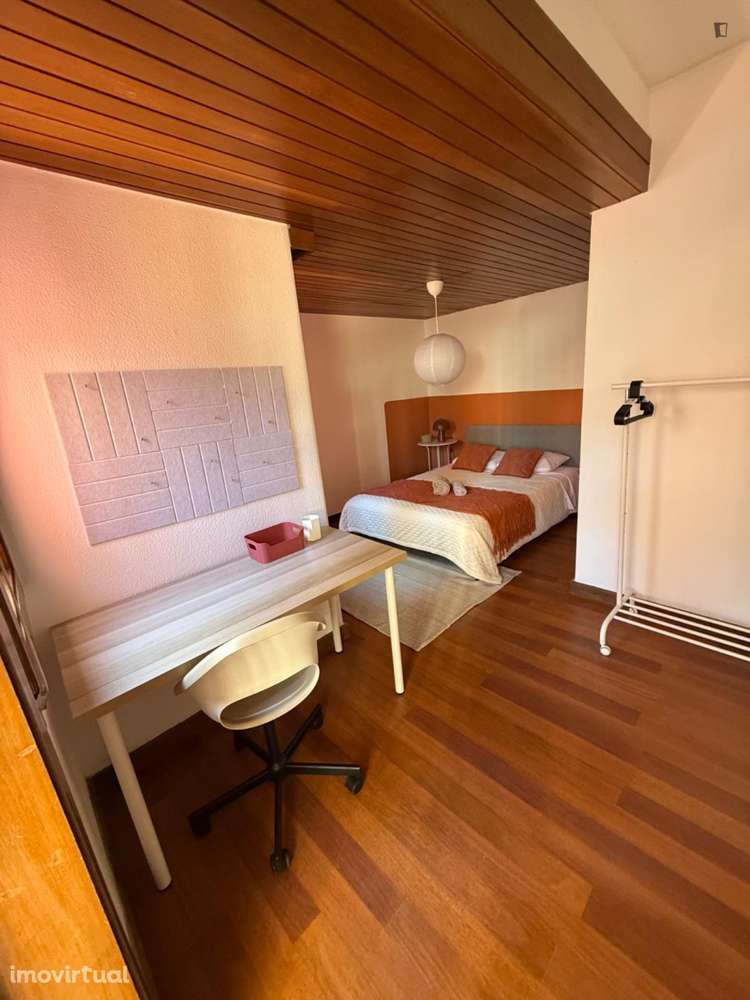 Quarto - localizado em Entrecampos Lisbon - Grande imagem: 2/15