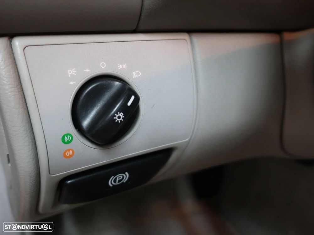 Mercedes-Benz CLK 200 Elegance - 16