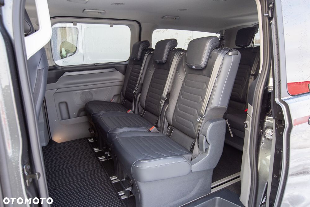 Ford Tourneo Custom - 7