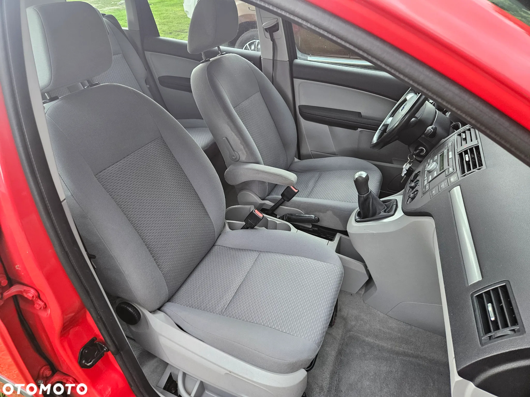 Ford Focus C-Max 1.6 Fun - 8