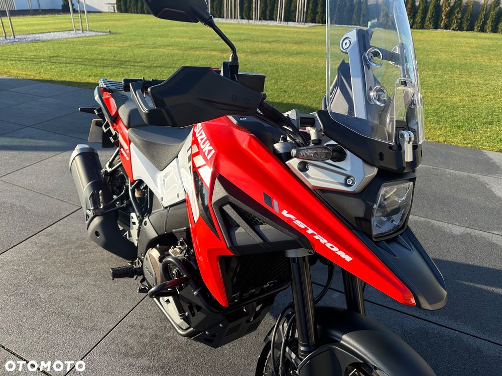 Suzuki V-STROM - 12