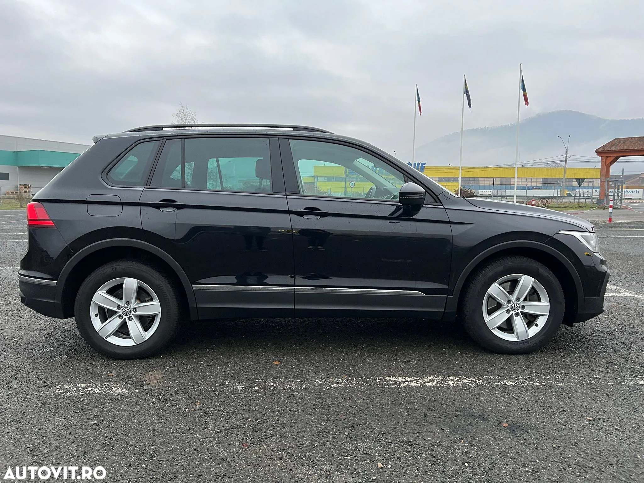 Volkswagen Tiguan 1.4 eHybrid OPF DSG ACTIVE - 2