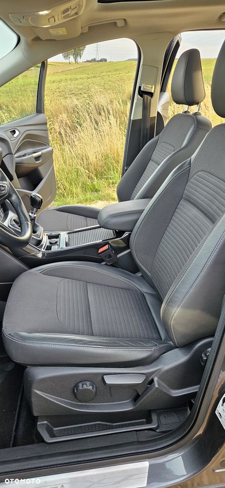 Ford Kuga 1.5 EcoBoost FWD Titanium - 15
