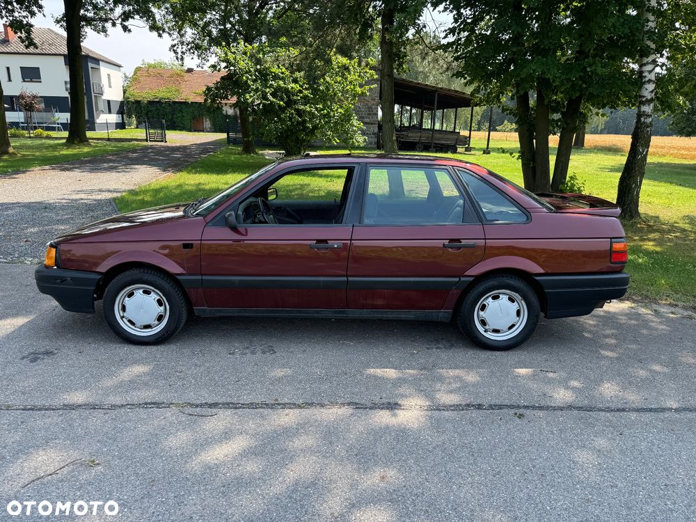 Volkswagen Passat 2.0 GL - 7