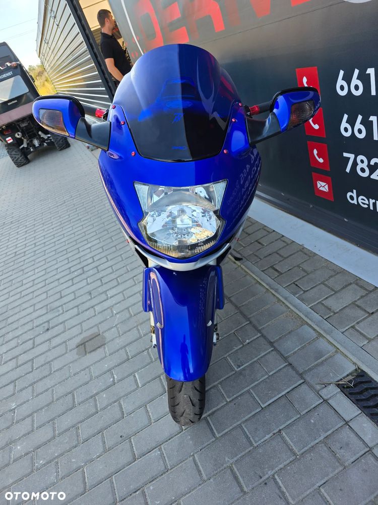 Honda CBR - 26