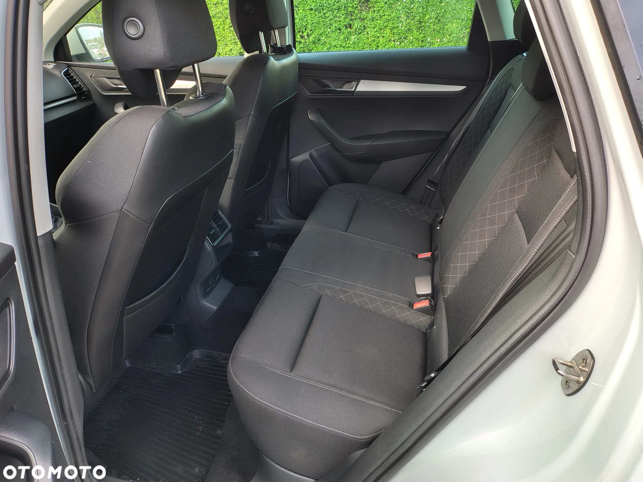 Skoda Karoq 1.0 TSI Selection - 18