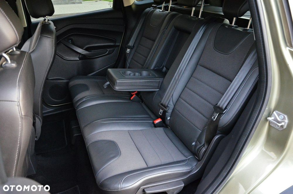 Ford Kuga - 31