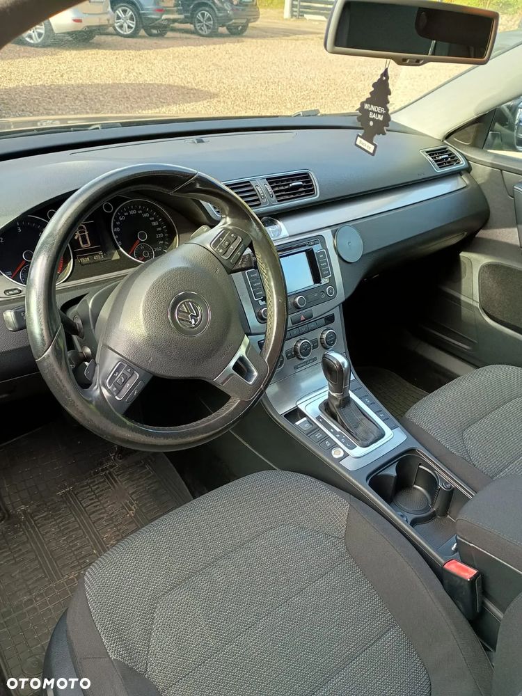 Volkswagen Passat 1.4 TSI BMT Highline DSG - 4