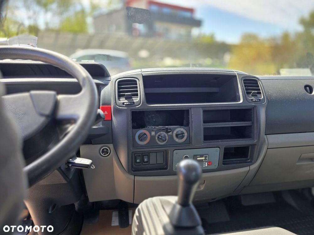 Nissan Cabstar - 7