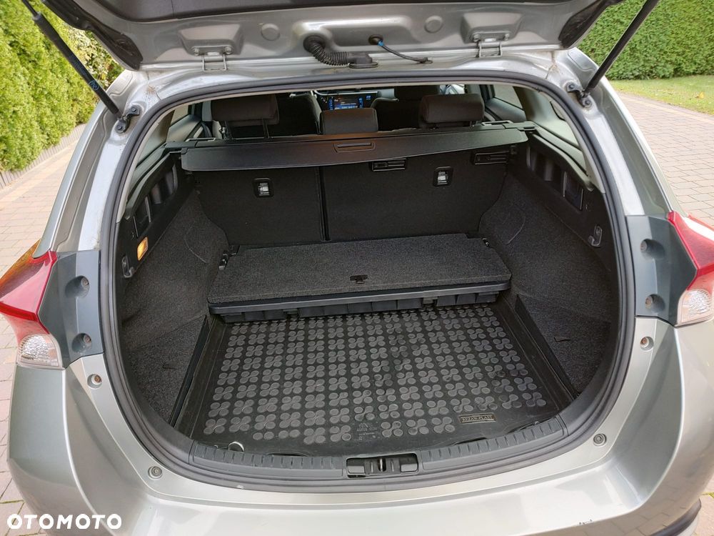 Toyota Auris 1.6 Comfort - 10