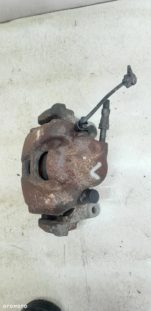 AUDI A4 B8 A5 8T ZACISK HAMULCOWY LEWY PRZÓD PRZEDNI 2.0TDI - 2