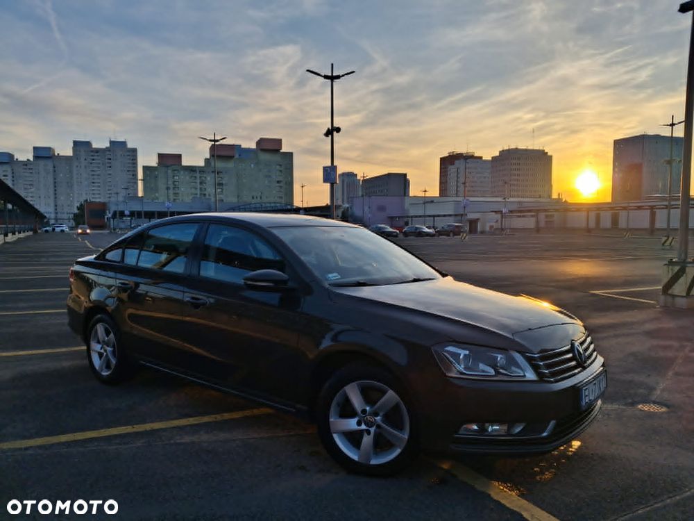 Volkswagen Passat 1.4 TSI BMT Comfortline - 2