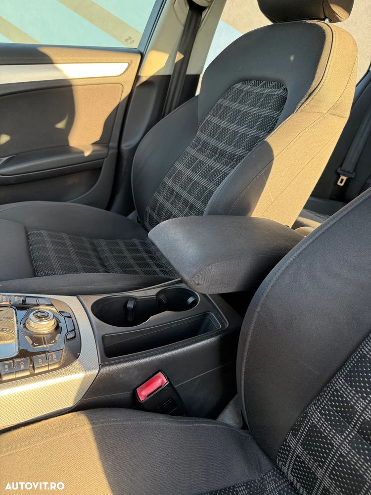 Audi A4 Limuzina - 9