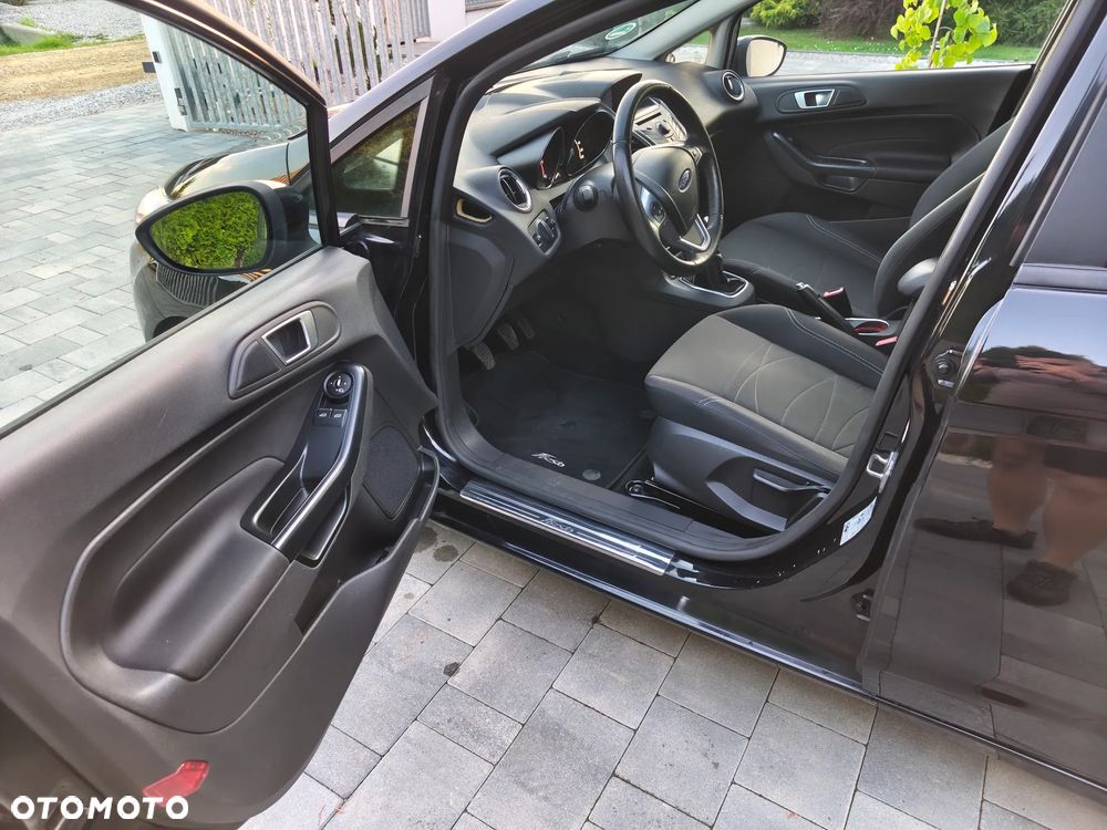 Ford Fiesta - 10