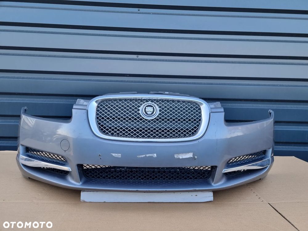 JAGUAR XF X250 2007- Zderzak przód oryginał MH056 - 1