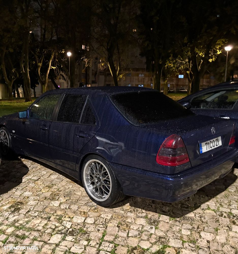 Mercedes-Benz C 220 - 4