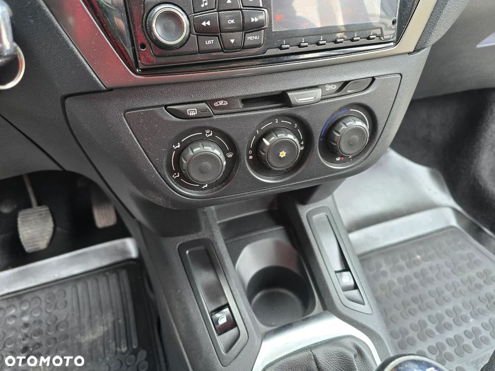 Peugeot 301 1.6 HDi Active - 12