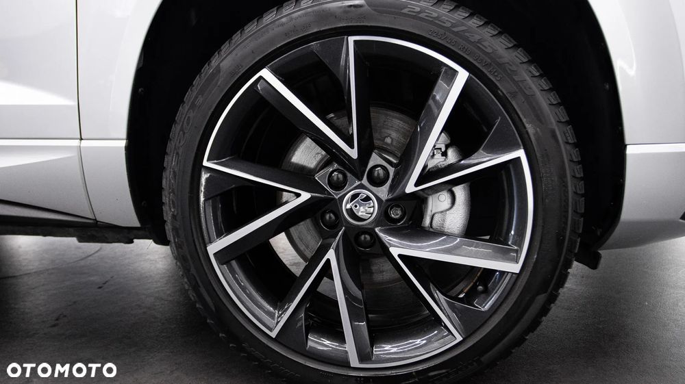 Skoda Karoq 2.0 TDI SCR 4x4 Sportline DSG - 12