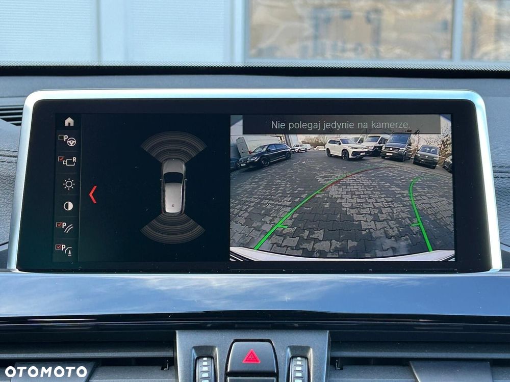 BMW X1 sDrive20i xLine - 28