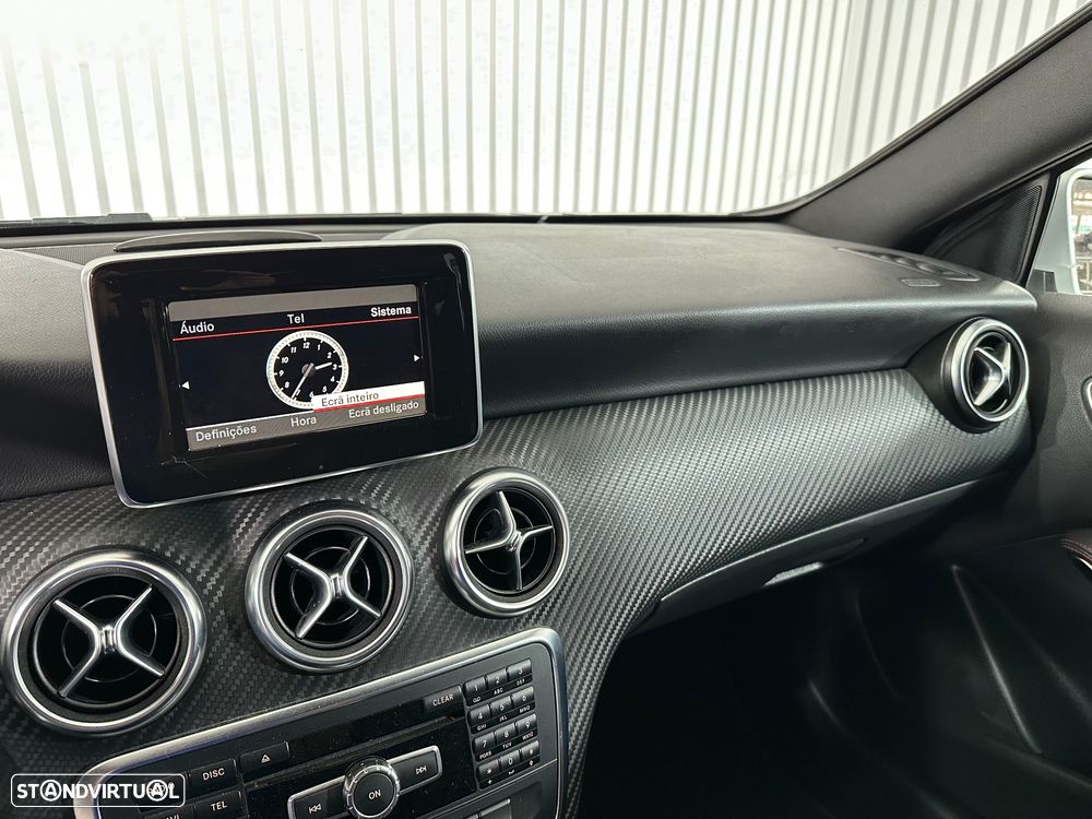 Mercedes-Benz A 180 CDi BE AMG Line - 17