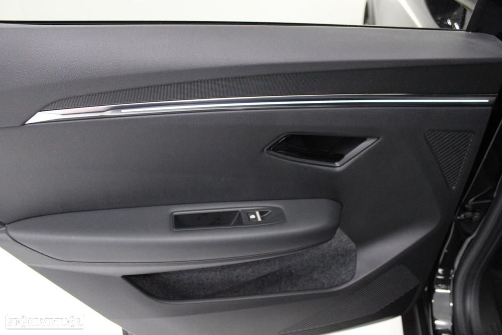 Renault Scénic E-Tech 220 Long Range Techno - 14