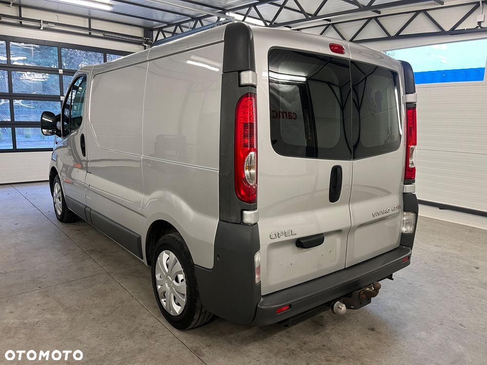 Opel Vivaro - 5