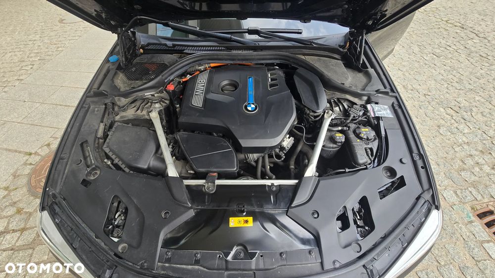 BMW Seria 5 - 32