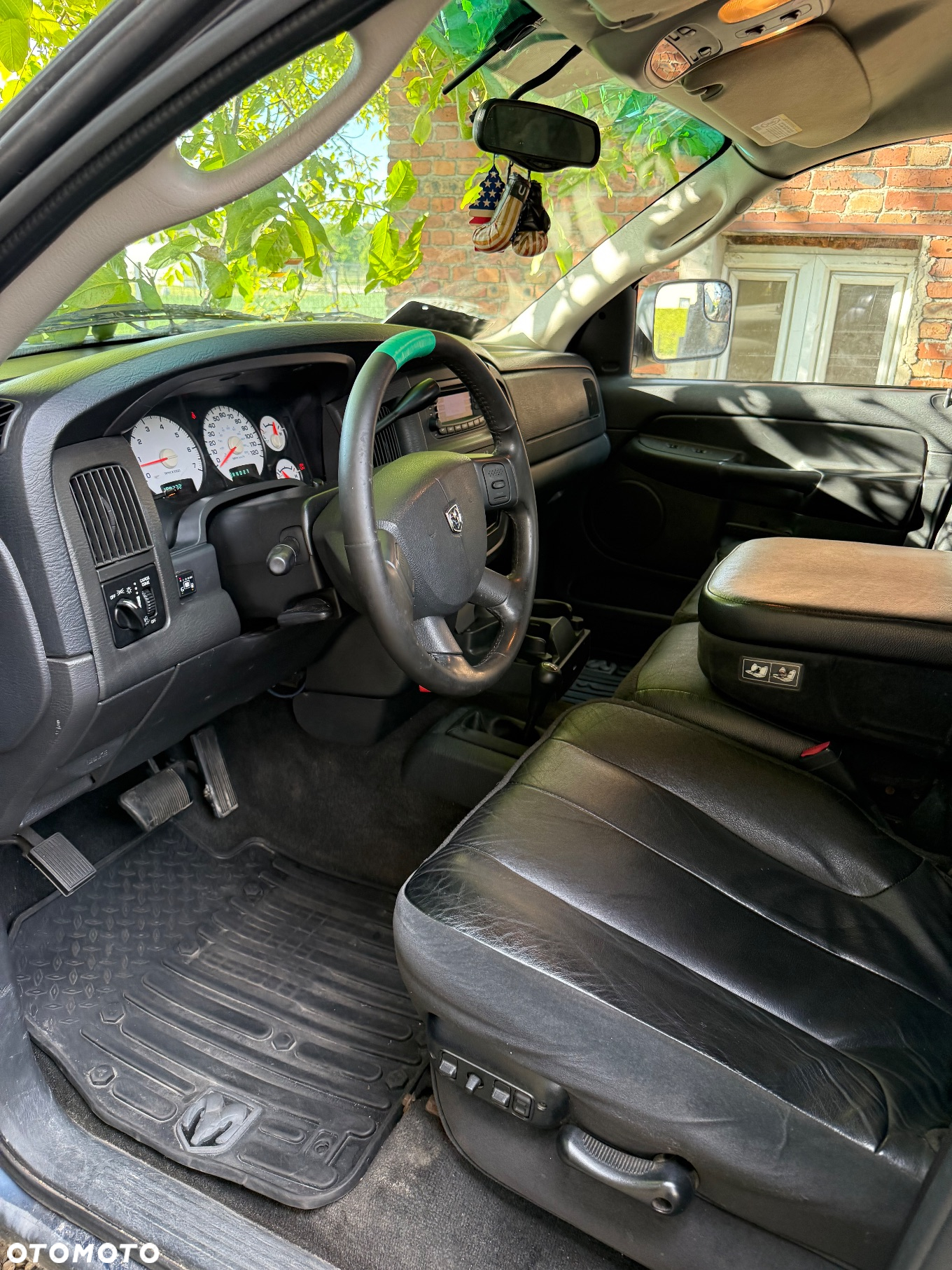 Dodge RAM 1500 5.7 4WD HEMI - 13