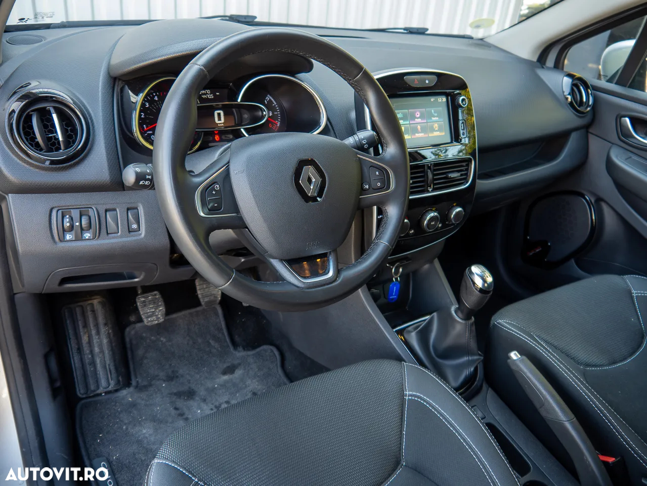 Renault Clio - 7