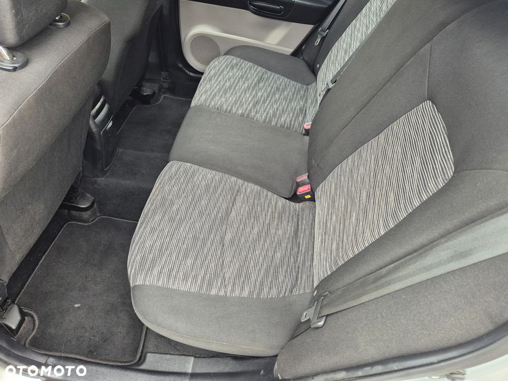 Kia Ceed - 18