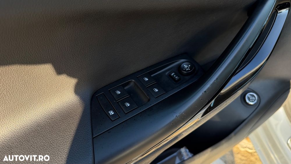 Opel Astra 1.6 D Start/Stop Sports Tourer Innovation - 14