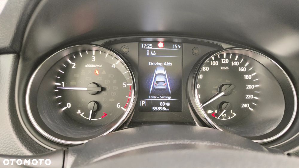 Nissan Qashqai 1.6 DCi Xtronic N-Connecta - 38